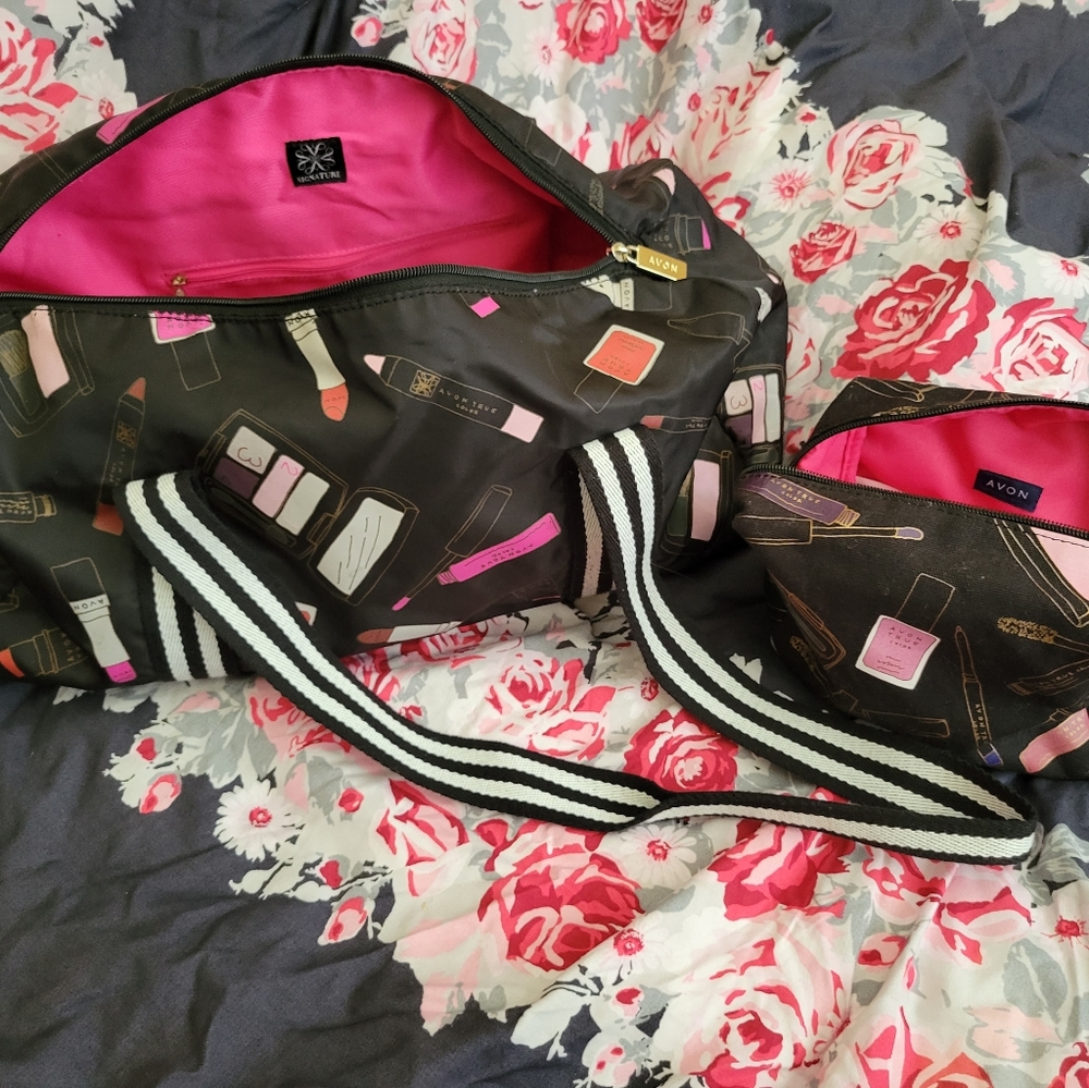 Avon Duffel Bag + Makeup Bag
